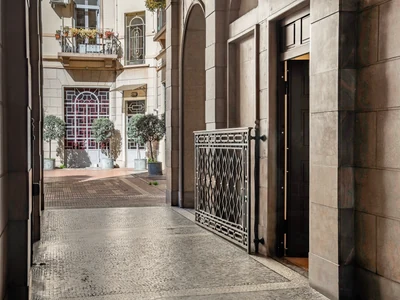 BeCo Moscova Luxury Loft