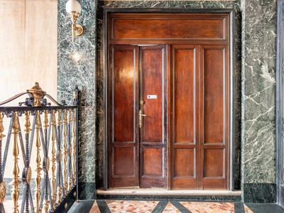 BeCo Centrale New Double Suite